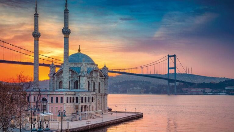 Combiné Istanbul Antalya
